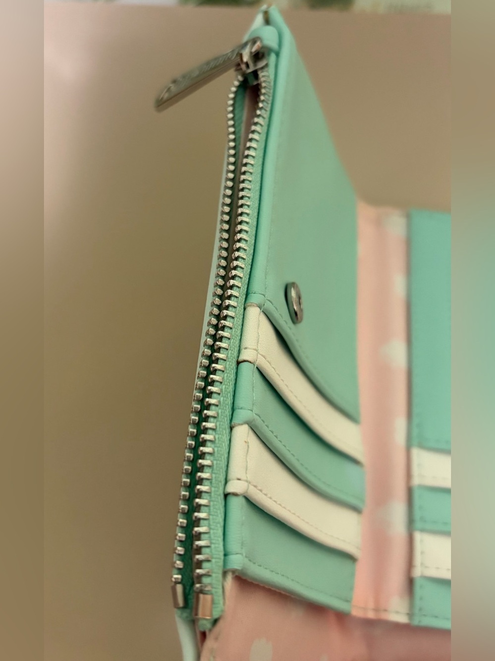 Pusheen x Hello Kitty Loungefly Wallet - Picture 8 of 10